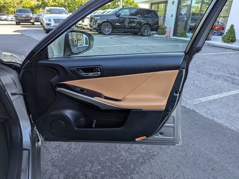 Used 2014 Lexus IS 250 AWD w/ Premium Package image 27