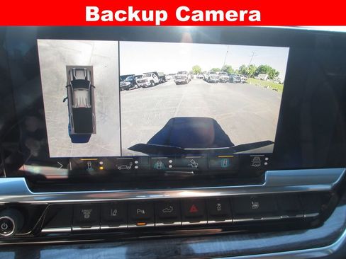 Used 2025 Chevrolet Silverado 3500 LTZ w/ LTZ Plus Package AWD/4WD image 19