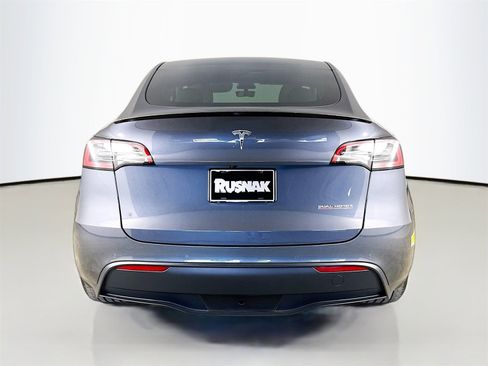 Used 2022 Tesla Model Y Performance image 6