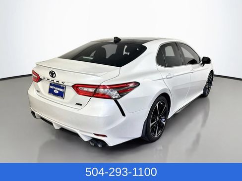 Used 2019 Toyota Camry XSE FWD image 6