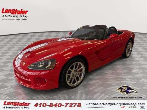 Used 2005 Dodge Viper SRT-10 RWD image 1