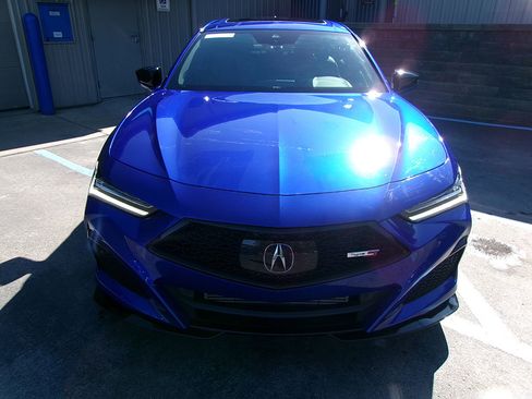 Used 2023 Acura TLX Type S image 2