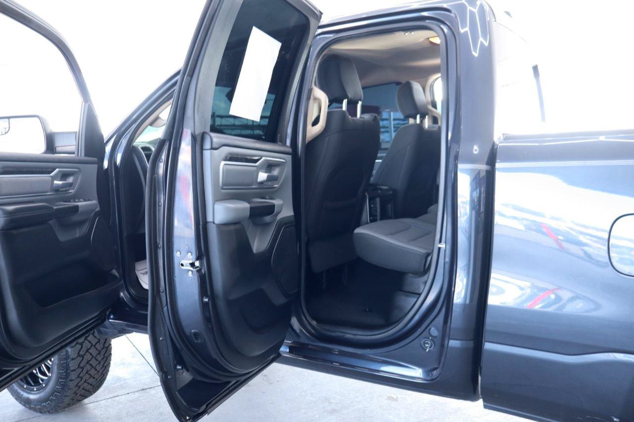 Used 2019 RAM 1500 Big Horn RWD image 30
