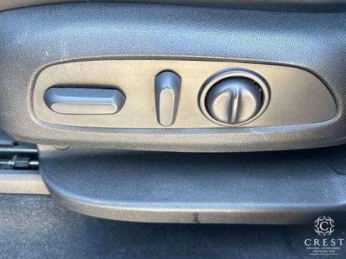 Used 2023 Chevrolet Traverse RS image 26