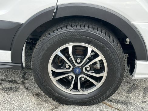 Used 2022 Ford Transit 350 XLT image 15