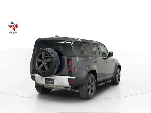 Used 2024 Land Rover Defender 110 SE AWD/4WD image 56