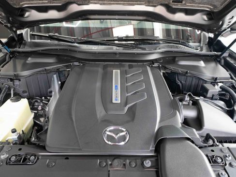 Used 2024 MAZDA CX-90 Plug-In Hybrid w/ Preferred AWD/4WD image 32