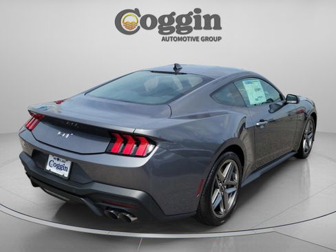 New 2026 Ford Mustang GT RWD image 3