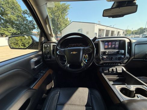 Used 2019 Chevrolet Silverado 2500 LTZ w/ Duramax Plus Package AWD/4WD image 2