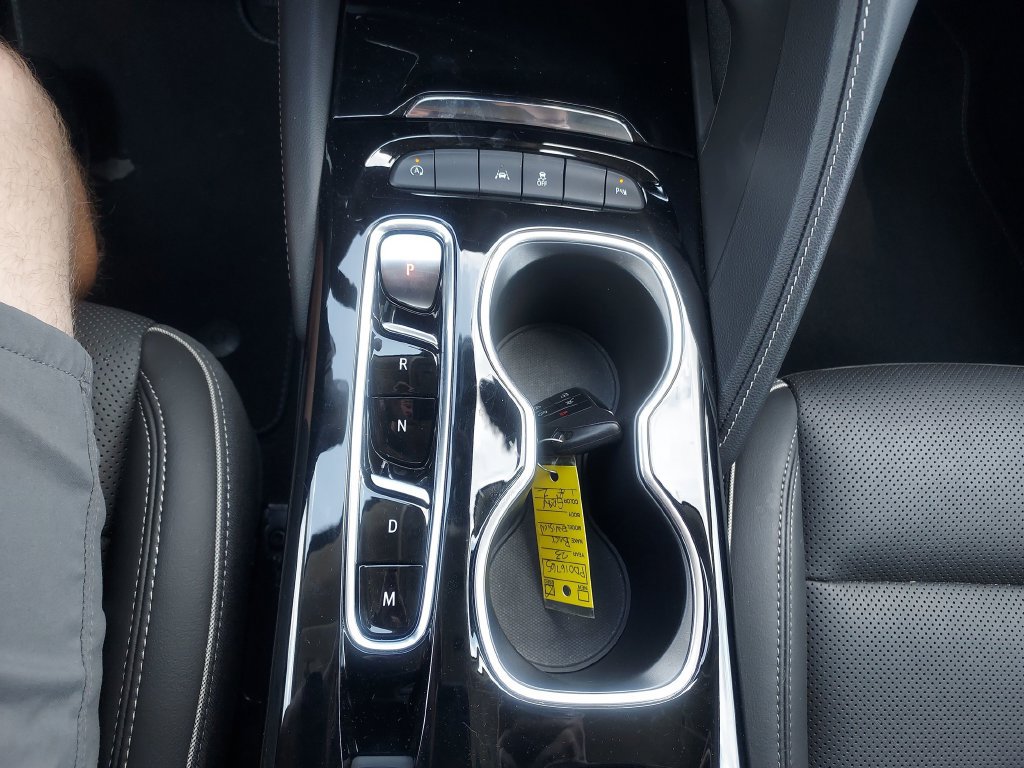Used 2023 Buick Envision Essence FWD image 17