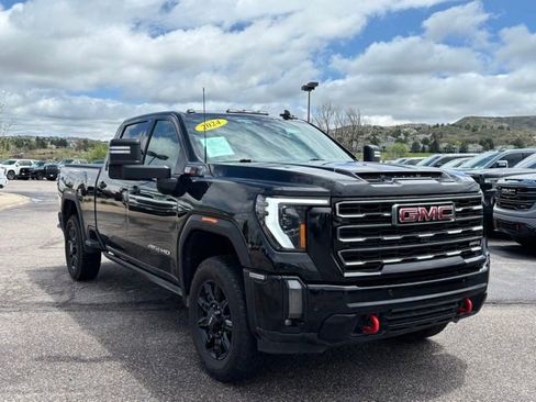 Used 2024 GMC Sierra 2500 AT4 w/ AT4 Premium Plus Package AWD/4WD image 8