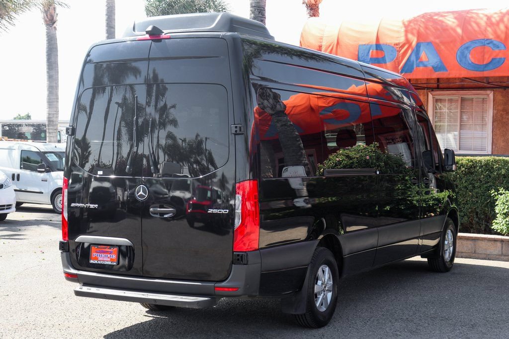 Used 2023 Mercedes-Benz Sprinter 2500 image 11