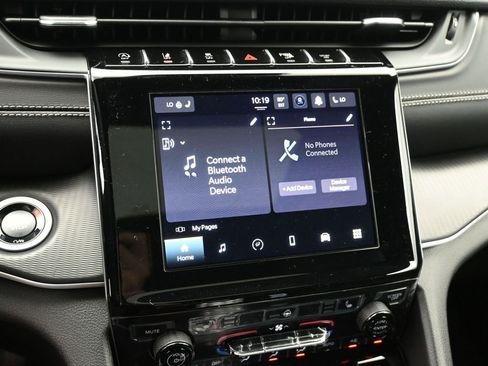 New 2025 Jeep Grand Cherokee L Altitude image 12