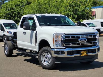 New 2025 Ford F350 2WD SuperCab Super Duty