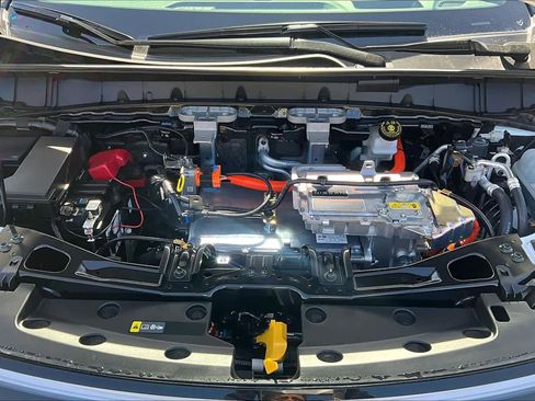 New 2026 Nissan Leaf Platinum+ image 16