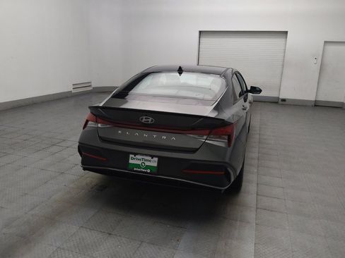 Used 2025 Hyundai Elantra Sport FWD image 7