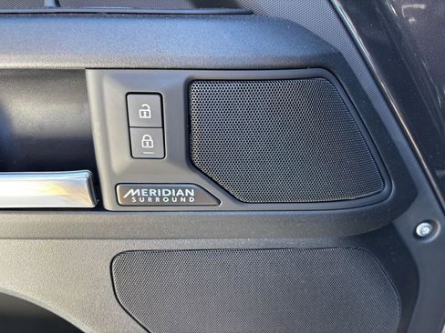 New 2025 Land Rover Defender 110 V8 image 36