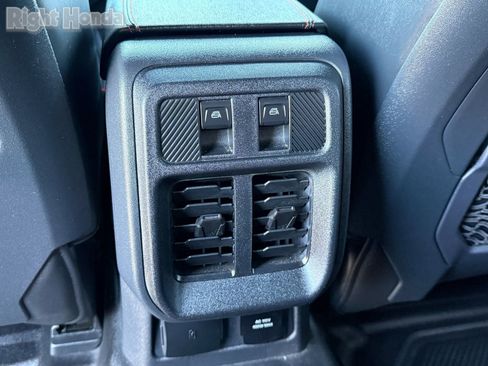 Used 2025 Ford Bronco Big Bend w/ Black Diamond Package image 29