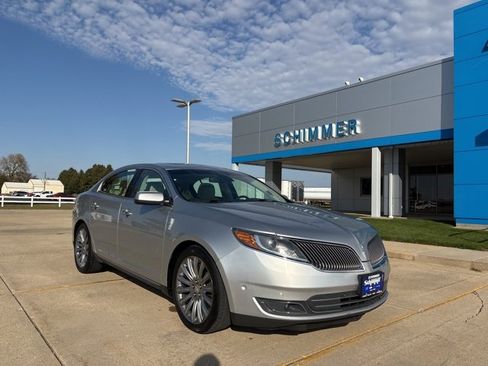 Used 2013 Lincoln MKS AWD image 2