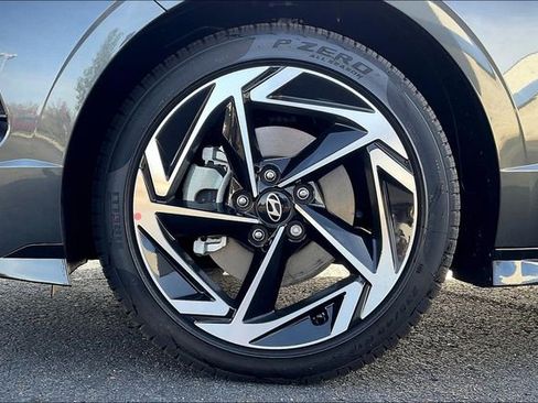 New 2025 Hyundai Sonata SEL image 11