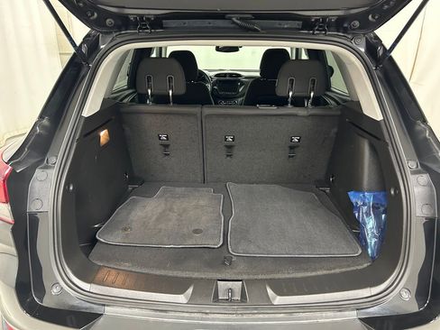 Used 2023 Chevrolet TrailBlazer LT w/ Convenience Package image 11