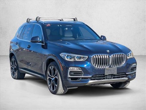 Used 2019 BMW X5 xDrive40i w/ Executive Package image 3