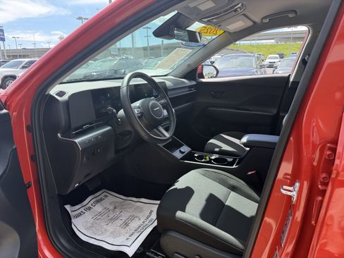 Certified 2025 Hyundai Kona SEL AWD/4WD image 26