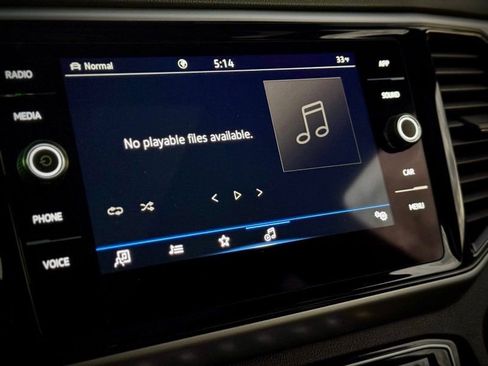 Used 2022 Volkswagen Atlas Cross Sport SE image 17