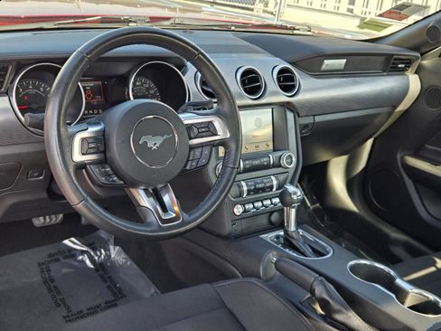 Used 2019 Ford Mustang Coupe w/ Equipment Group 101A image 6