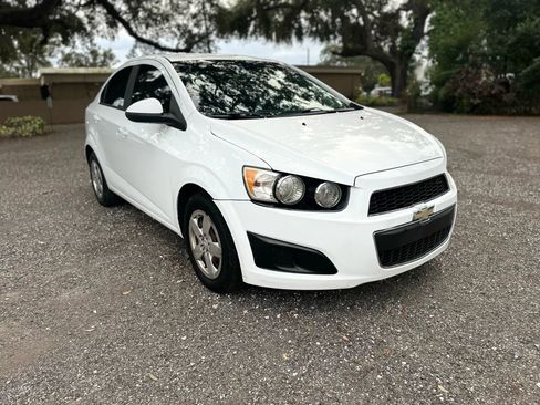 Used 2015 Chevrolet Sonic LS image 3