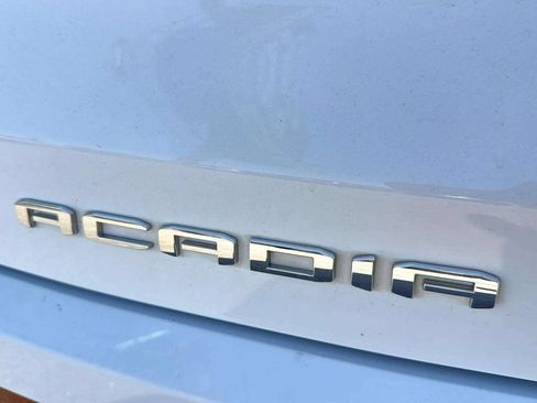 Used 2023 GMC Acadia Denali AWD/4WD image 23