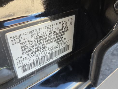 Used 2024 Nissan Sentra S FWD image 16