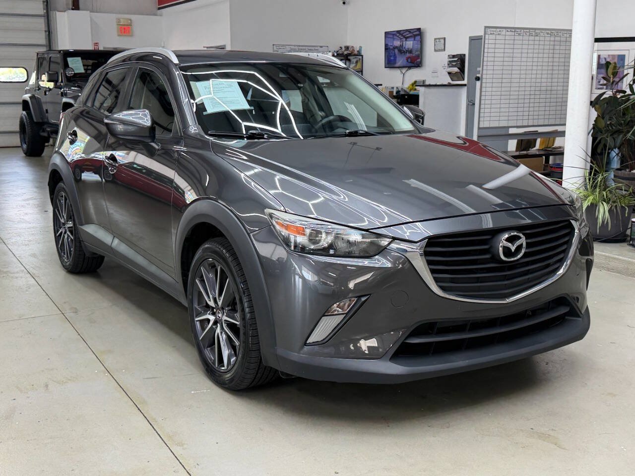 Used 2018 MAZDA CX-3 Touring w/ Preferred Equipment Package AWD/4WD image 1