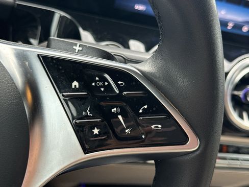 Used 2025 Mercedes-Benz GLA 250 4MATIC image 23