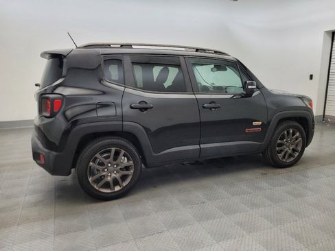 Used 2016 Jeep Renegade 75th Anniversary FWD image 10