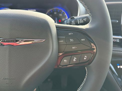 New 2026 Chrysler Pacifica Limited w/ S Appearance Package image 23