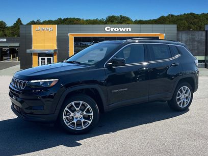 New 2024 Jeep Compass Latitude w/ Sun and Sound Group