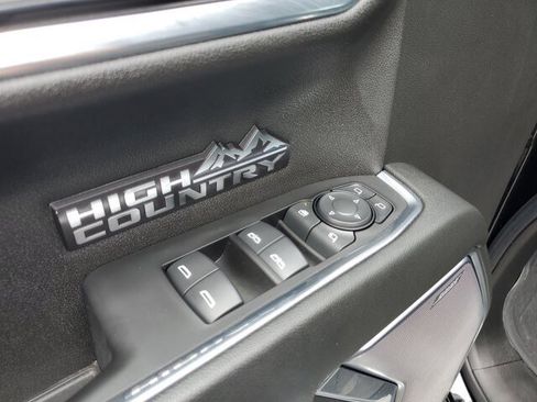 Used 2024 Chevrolet Silverado 1500 High Country RWD image 22