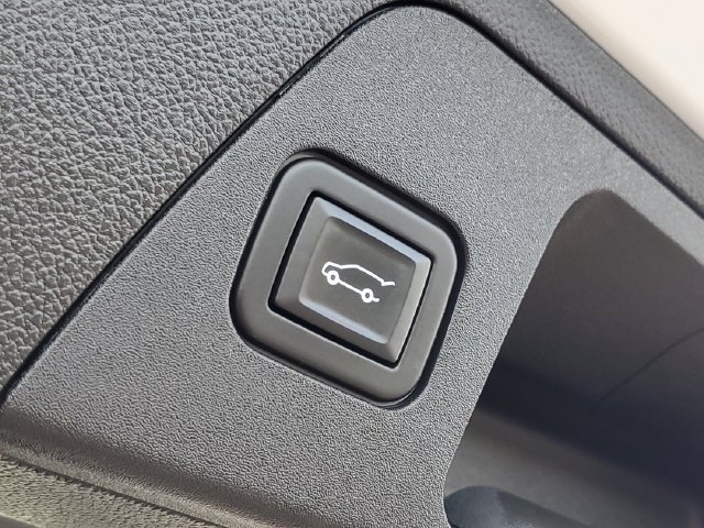 Used 2020 Buick Envision Essence w/ Experience Buick Package AWD/4WD image 36