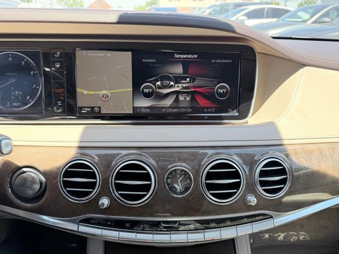 Used 2015 Mercedes-Benz S 550 4MATIC Sedan image 40
