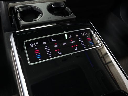 Used 2020 Audi A8 L 4.0T image 39
