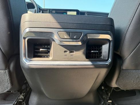 Used 2023 Chevrolet Silverado 1500 High Country w/ High Country Premium Package AWD/4WD image 24