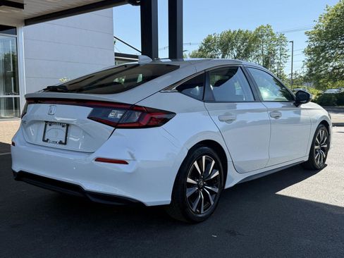 Used 2023 Honda Civic EX-L image 5
