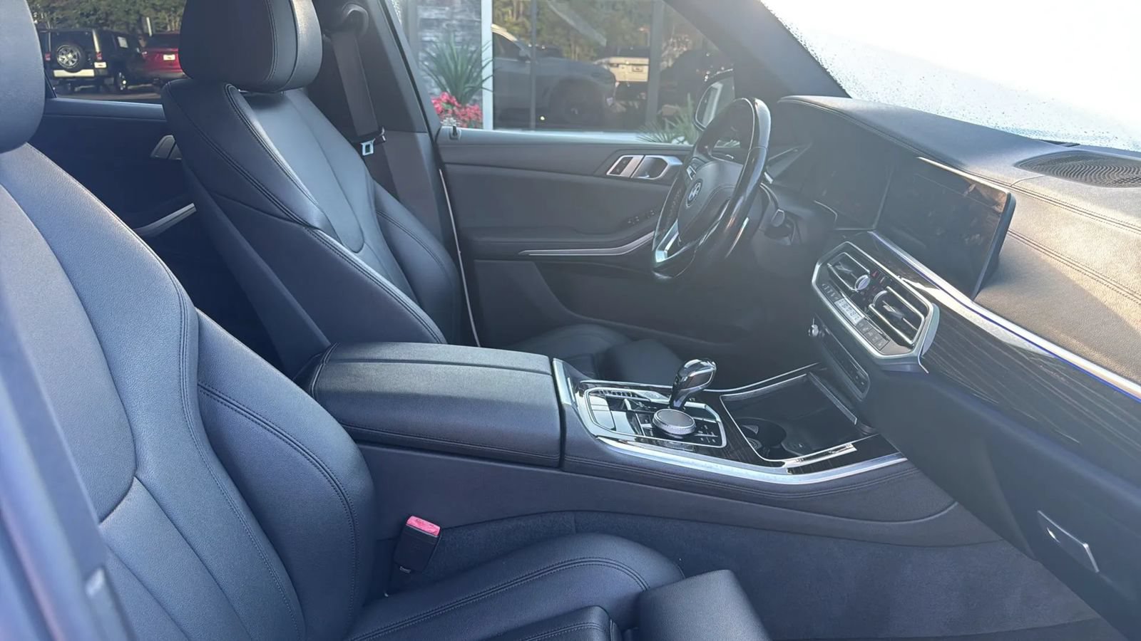Used 2019 BMW X5 xDrive40i w/ Premium Package 2 AWD/4WD image 13