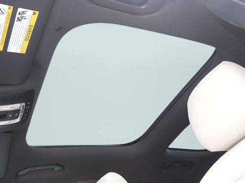 Used 2026 Mercedes-Benz GLA 250 image 4