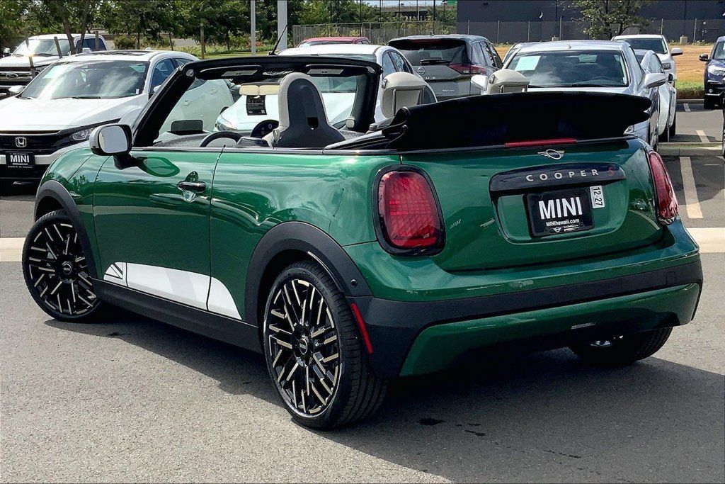 Used 2026 MINI Cooper S FWD image 3