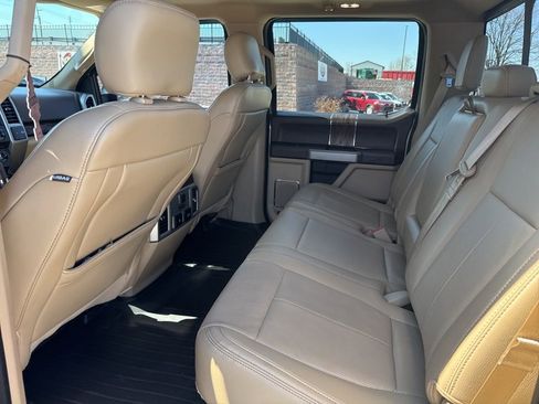 Used 2018 Ford F150 Lariat w/ Equipment Group 502A Luxury image 7