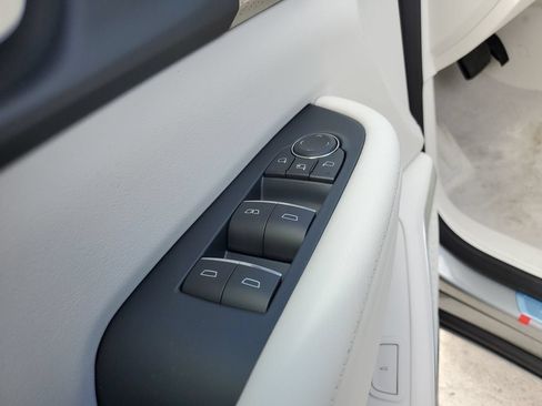 New 2026 Buick Enclave Avenir w/ Super Cruise Package FWD image 18
