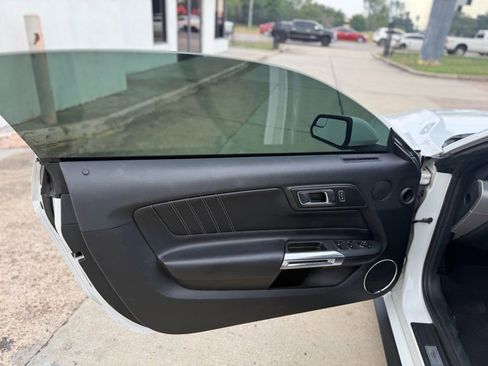 Used 2020 Ford Mustang Premium RWD image 19