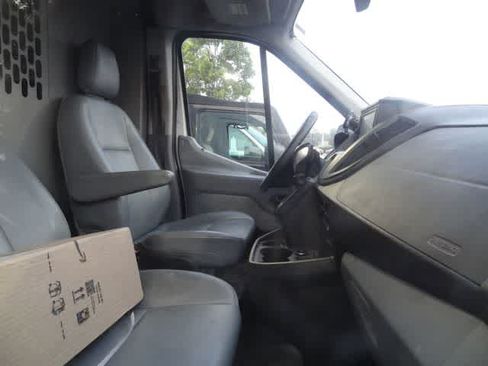 Used 2016 Ford Transit 250 148 Medium Roof RWD image 8
